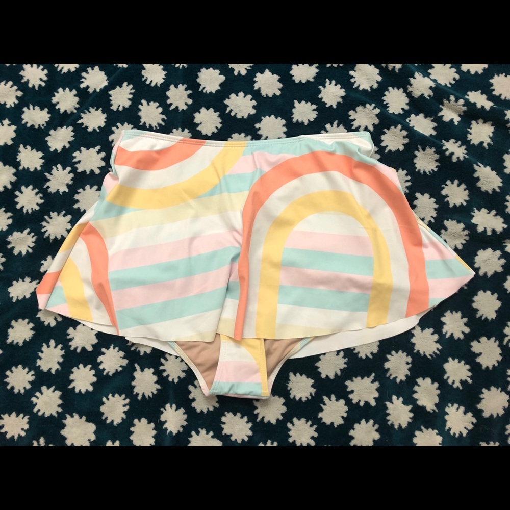 Kortni jeane short skirt